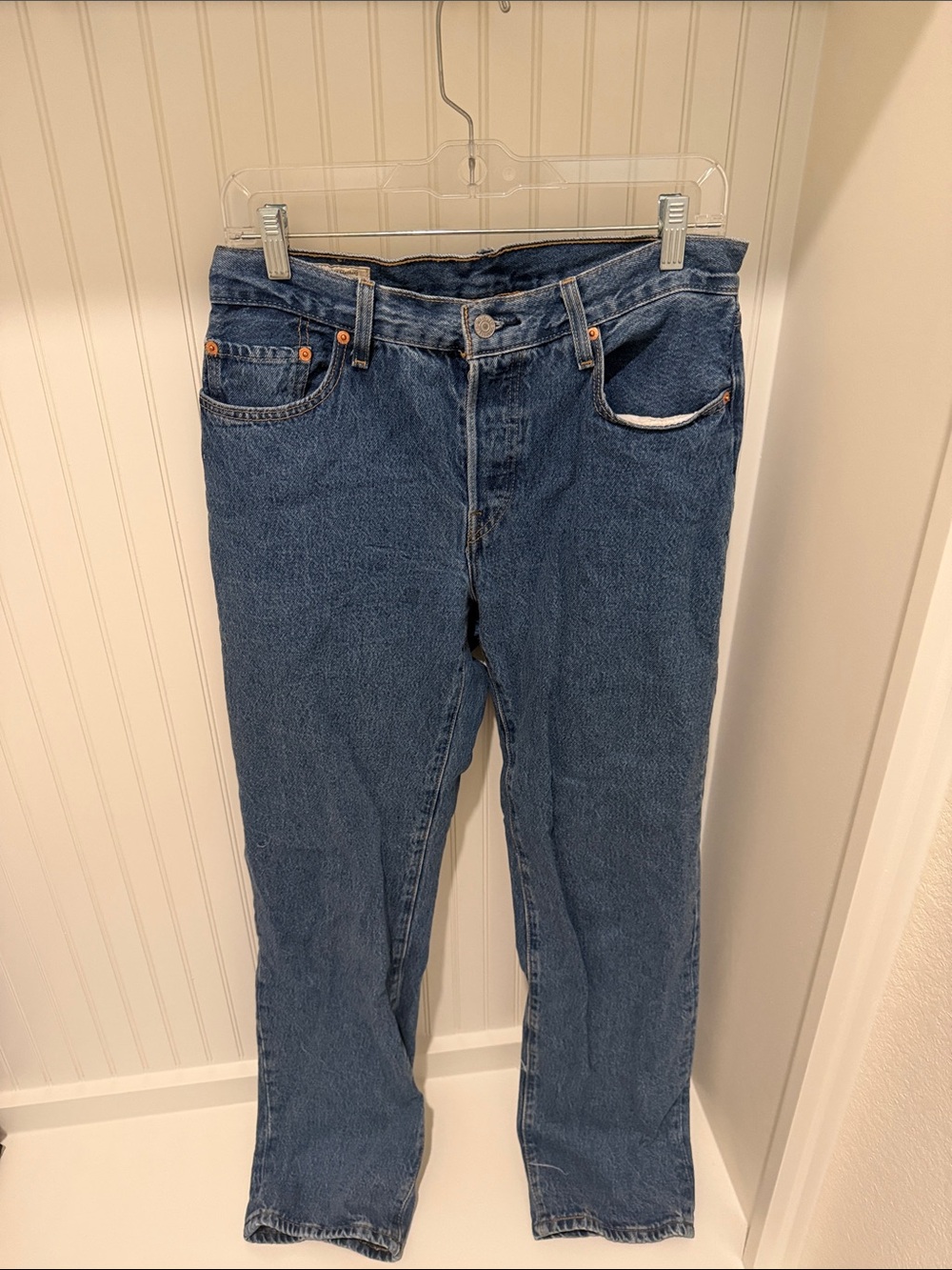 Levi's Straight Leg Jeans in Medium Blue Denim